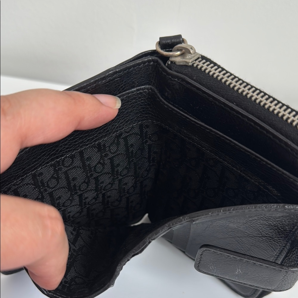 Dior Black Leather bifold wallet- pls read description - Picture 3 of 9